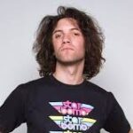 8 Things You Need to Know About Dan Avidan